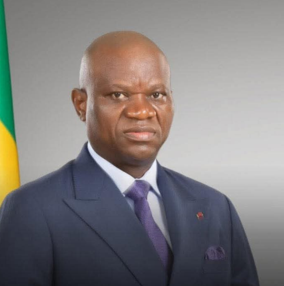Vers la fin des pseudos au Gabon : une nouvelle ordonnance fait polémique
