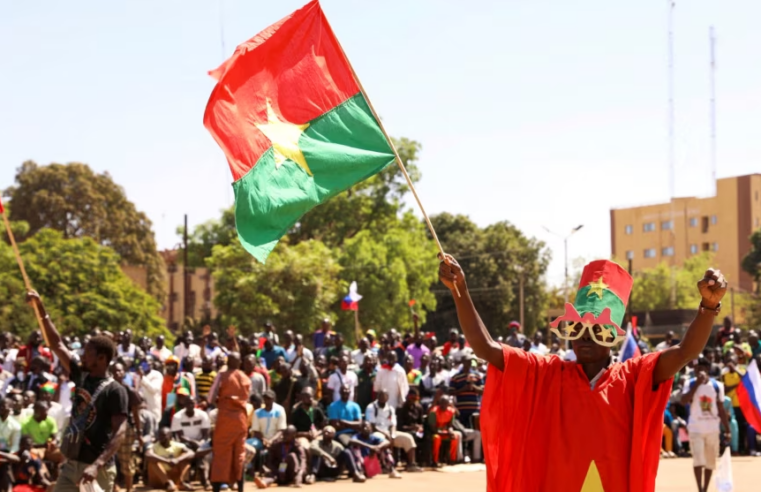 La situation sécuritaire au Burkina Faso : un an après le coup d&rsquo;état, les défis persistent