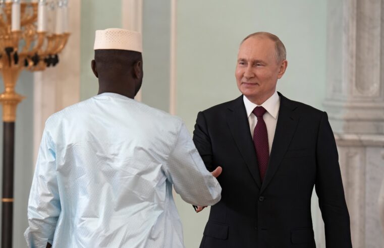 Tentative de coup d&rsquo;État déjouée au Mali par les forces russes face à l&rsquo;instabilité du Sahel
