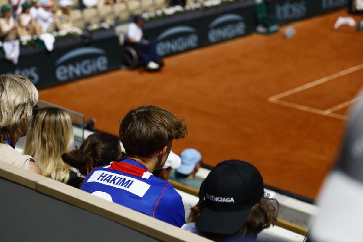 Le PSG fait vibrer le public de Roland-Garros sans écran géant