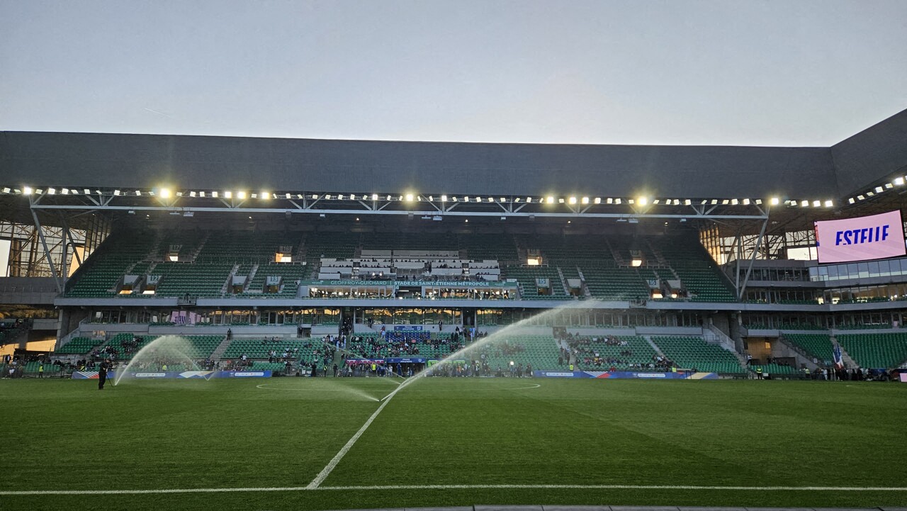As saint-Étienne contre nice : match de barrage en ligue 1 à ne pas manquer