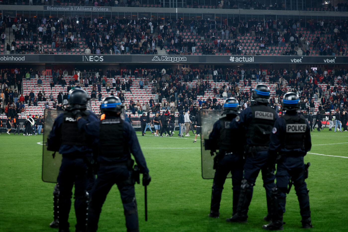 Nice sanctionné avant ses barrages contre saint-Étienne