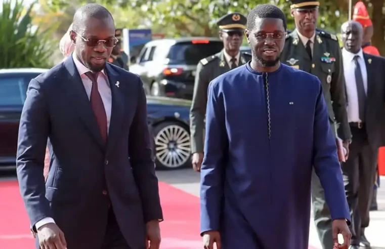 Sénégal : élection à la tête du PASTEF dans un contexte tendu entre Sonko et Faye