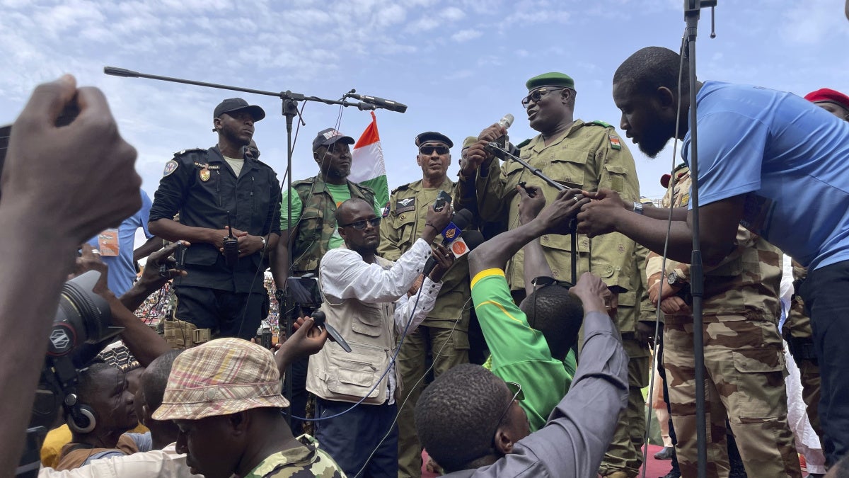 Niger : Les droits humains en chute libre un an après le coup d’État