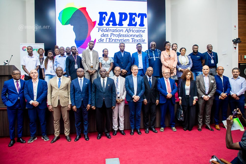 Abidjan accueille le forum africain de l&rsquo;entretien textile pour booster l&rsquo;industrie locale