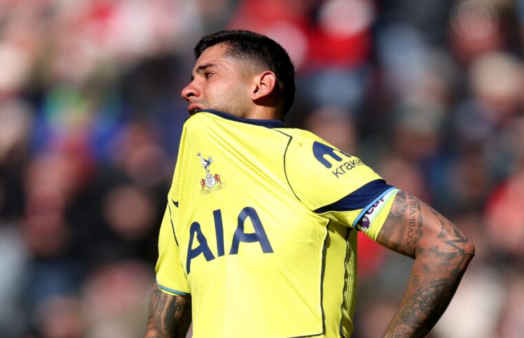 Cristian romero de retour pour sauver les spurs, malgré les critiques