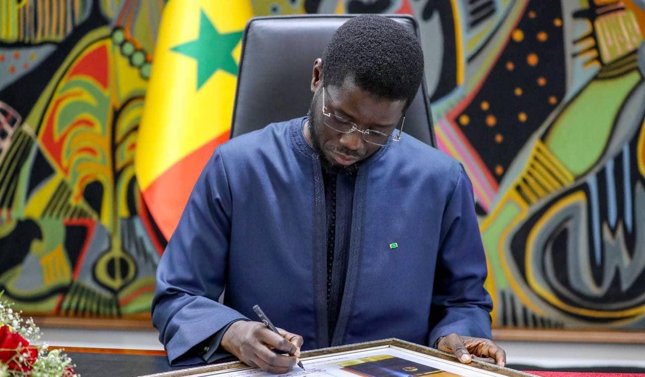 Nomination stratégique : le président Bassirou Diomaye Faye place le général Pape Cissé à la tête de l’armée de l’air