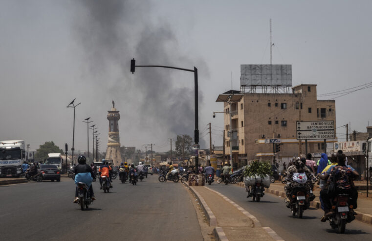 Mali : blocus de Bamako, le gsim face à ses obligations humanitaires