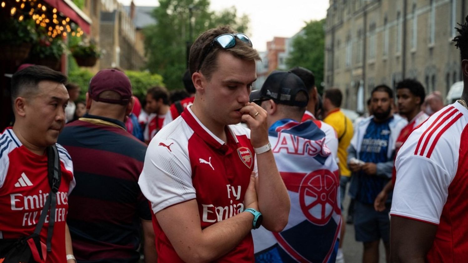 Le fair-play des supporters d&rsquo;Arsenal après leur défaite en finale de la ligue des champions face au psg