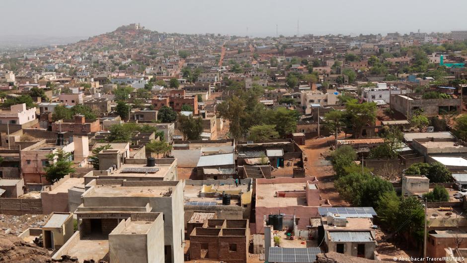 Blocage des routes au Mali : quelles conséquences pour les voyageurs ?