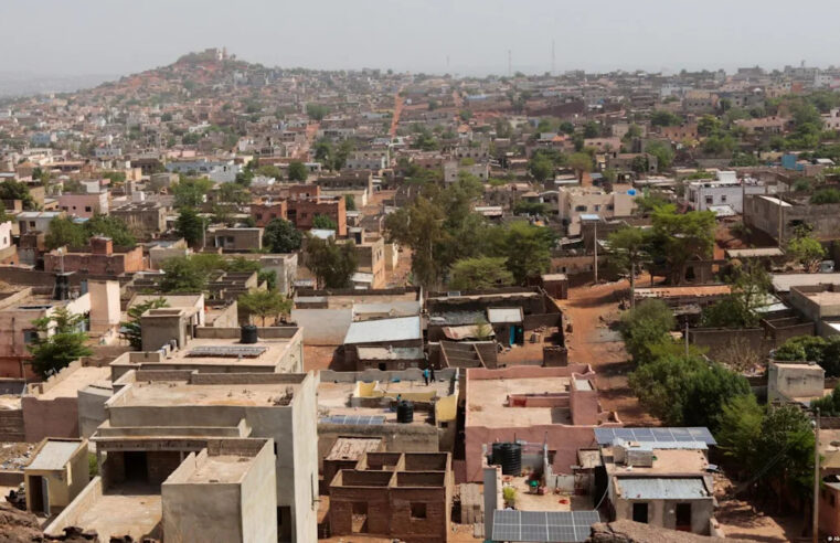 Blocus routier à Bamako : voyageurs bloqués par les djihadistes