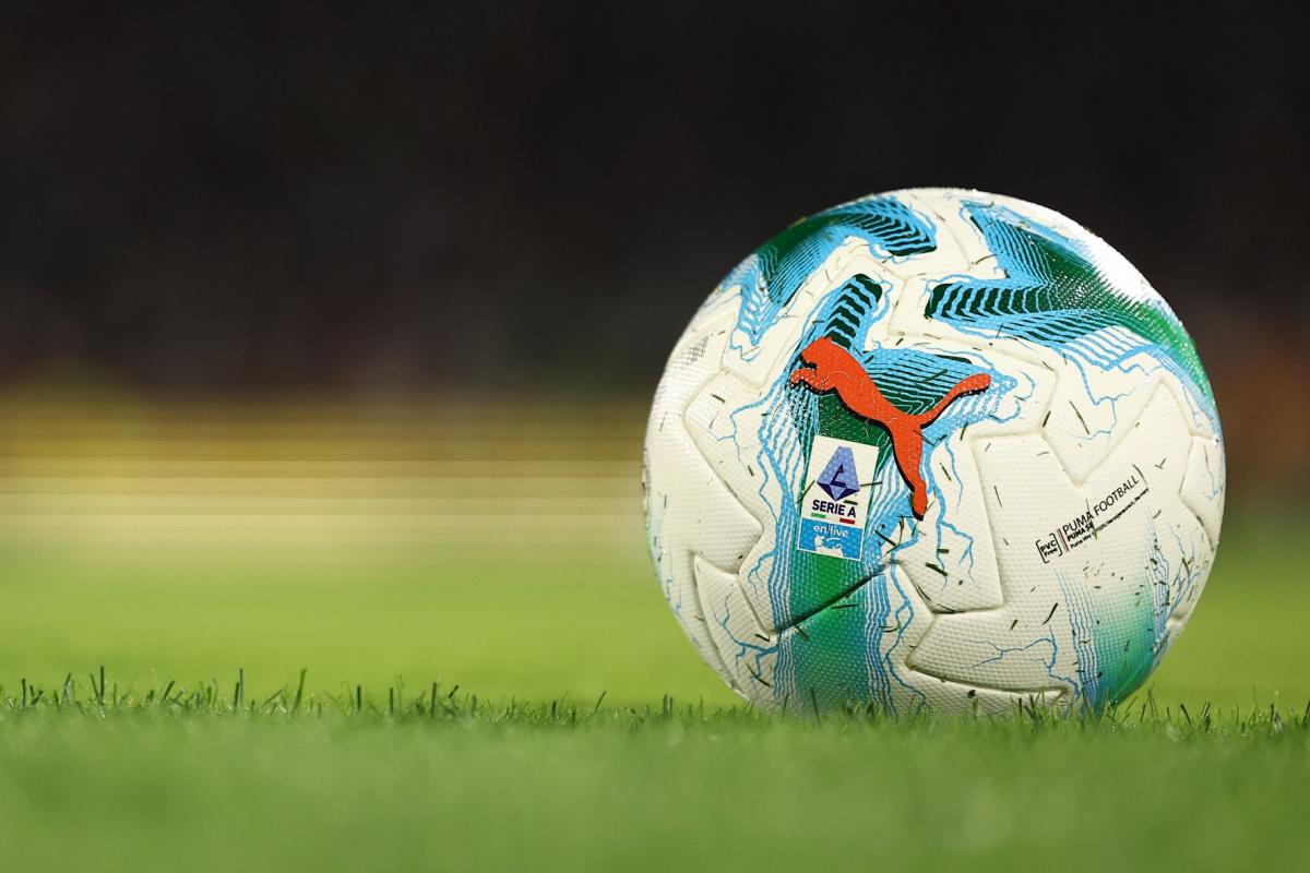 Affrontements entre supporters retardent le derby turinois en serie a