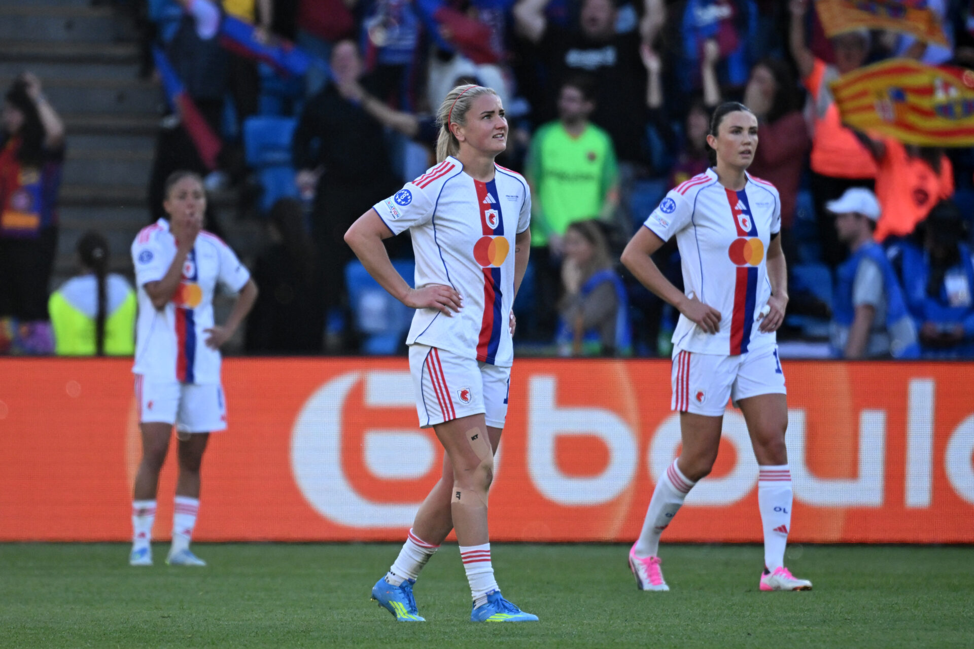 Lindsey heaps tire sa révérence en ligue des champions avec l&rsquo;ol