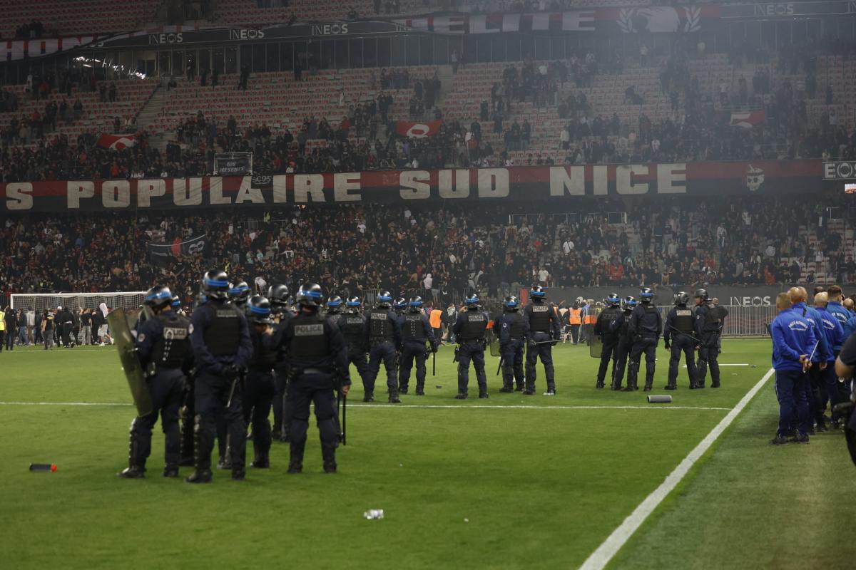 Nice sanctionné : deux matchs à huis clos après les débordements à l&rsquo;Allianz Riviera