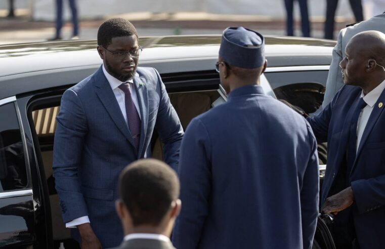 Diomaye Faye face à son destin politique au Sénégal