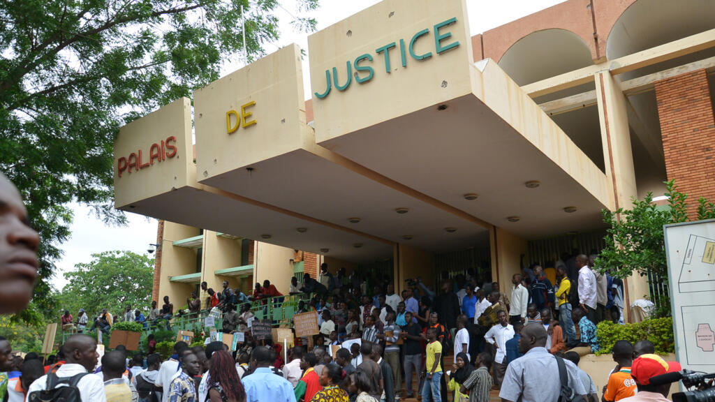 La junte du Burkina Faso intensifie la lutte contre la corruption judiciaire