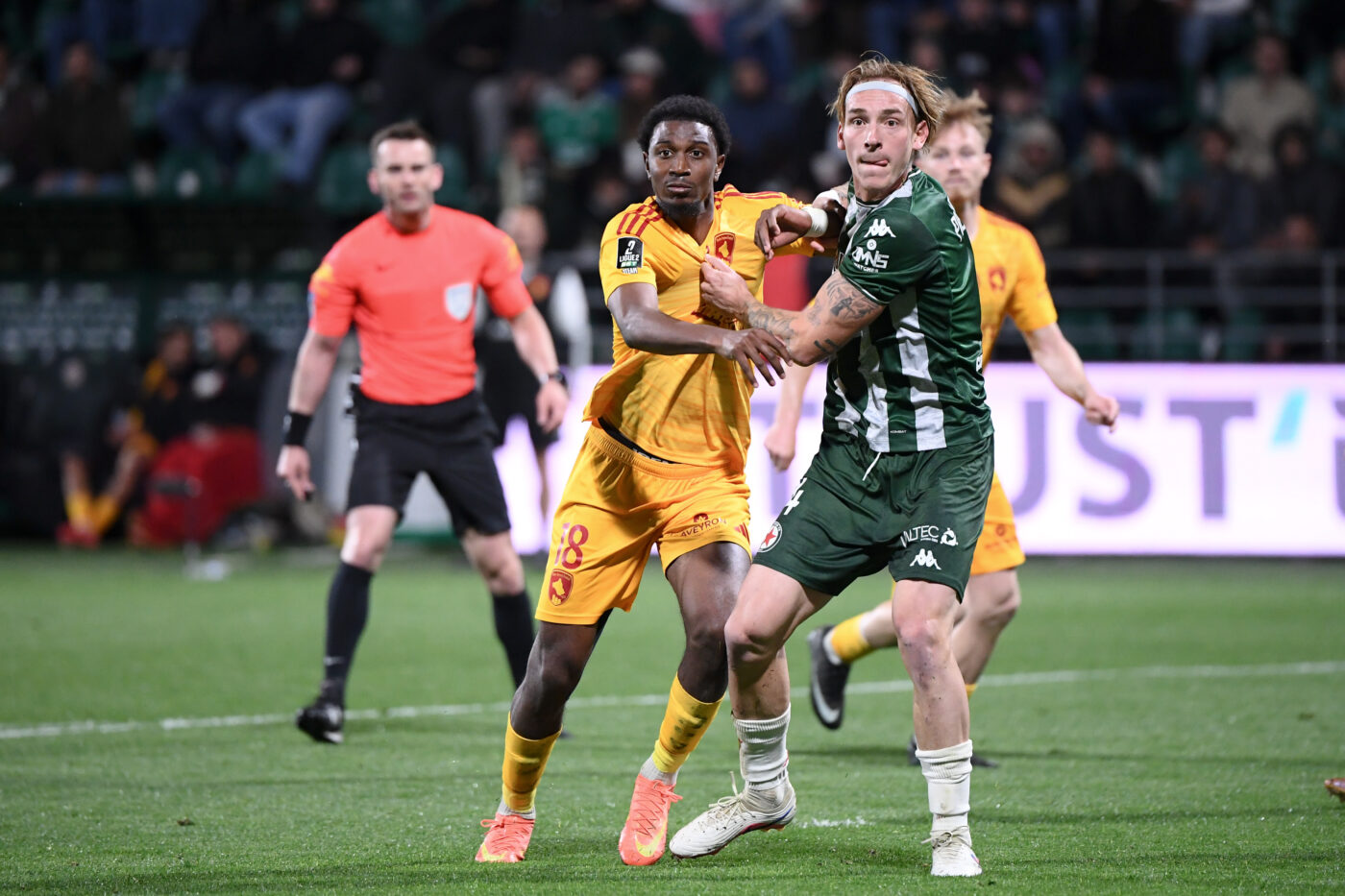 Rodez écrase le Red Star et se rapproche de la Ligue 1
