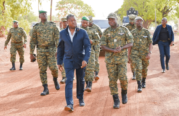 Sécurité au Togo : Faure Gnassingbé inspecte la zone de l’opération Koundjoaré