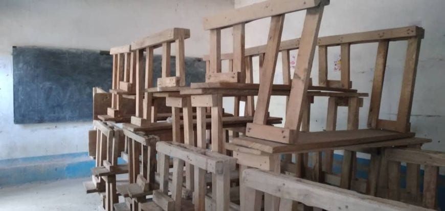 Élèves en cours dans un établissement tchadien