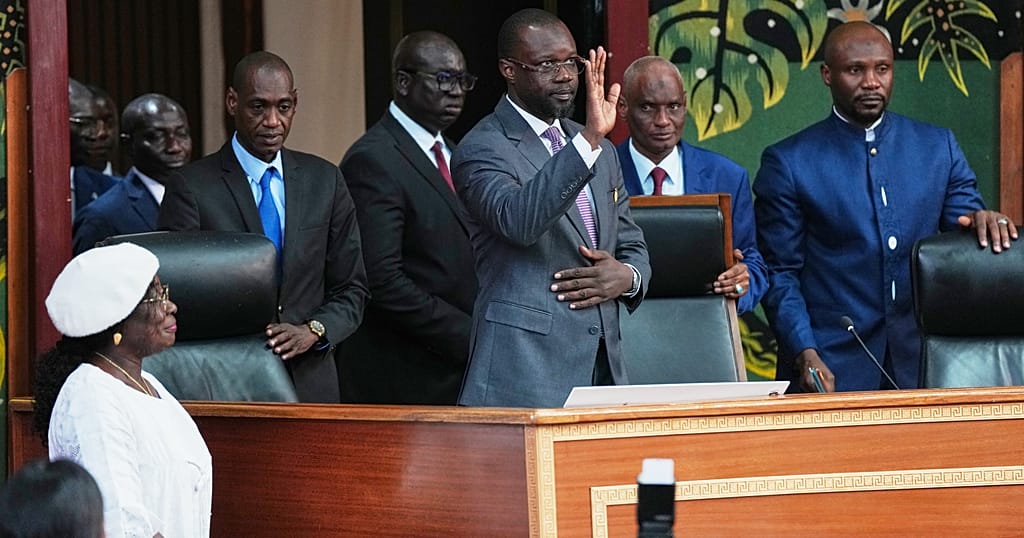 Ousmane Sonko réélu à la tête du Pastef : un avertissement lancé à ses opposants