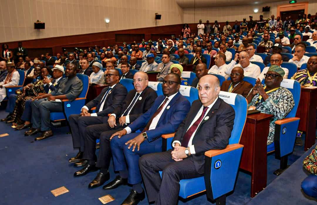 Souveraineté avicole au Bénin : le plan stratégique pour produire 100 000 tonnes de volaille d&rsquo;ici 2033