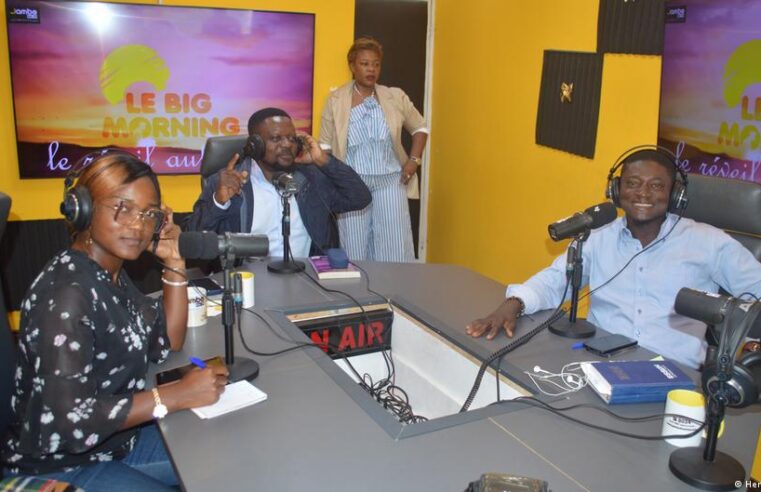 La nouvelle garde journalistique camerounaise face aux défis de l&rsquo;indépendance