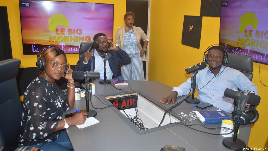 La nouvelle garde journalistique camerounaise face aux défis de l&rsquo;indépendance