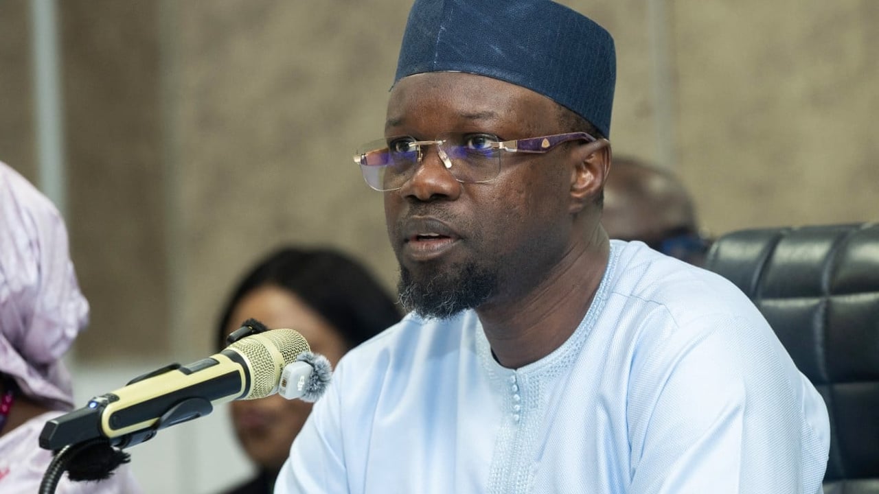 Ousmane Sonko affiche sa détermination lors du grand rassemblement de Pastef à Dakar
