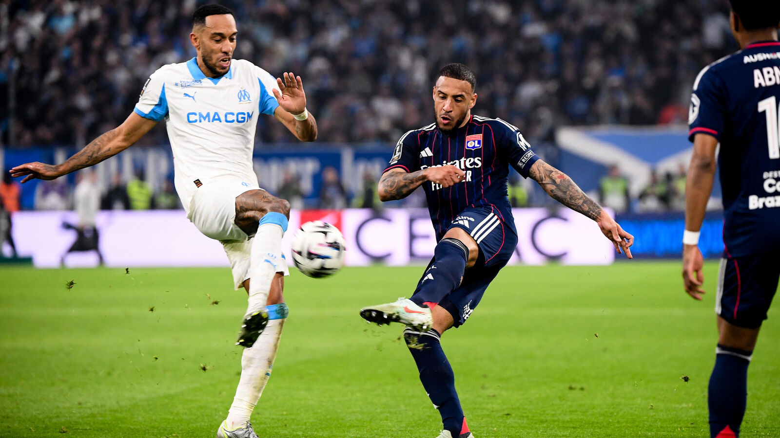 Restrictions financières pour l&rsquo;OM et l&rsquo;OL : le verdict de la DNCG est tombé
