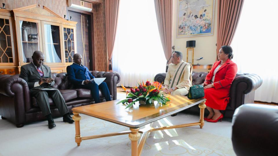 Diplomatie africaine : le Gabon et Madagascar renforcent leurs liens à Antananarivo