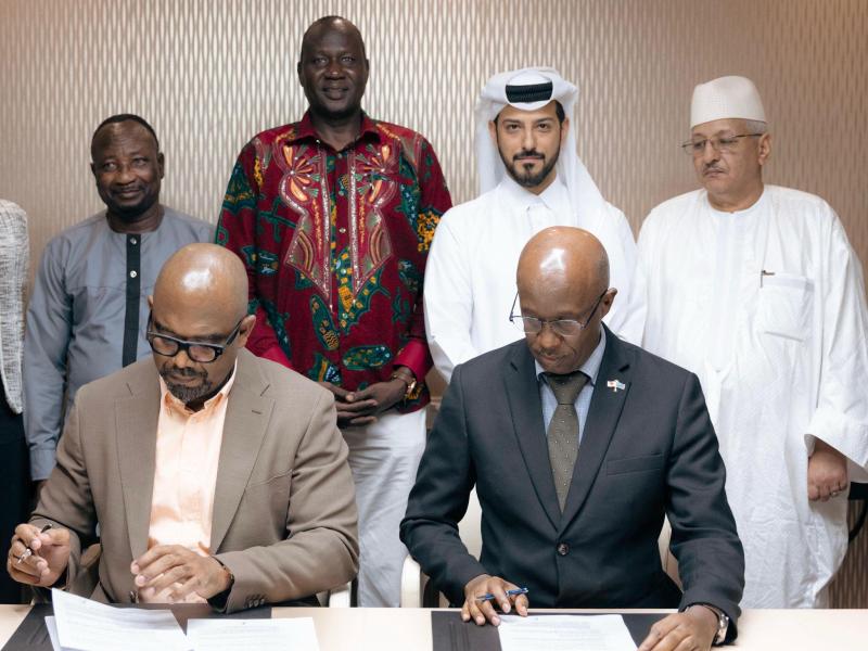 Tensions politiques en rdc : kamitatu dénonce la priorité accordée au m23 par tshisekedi