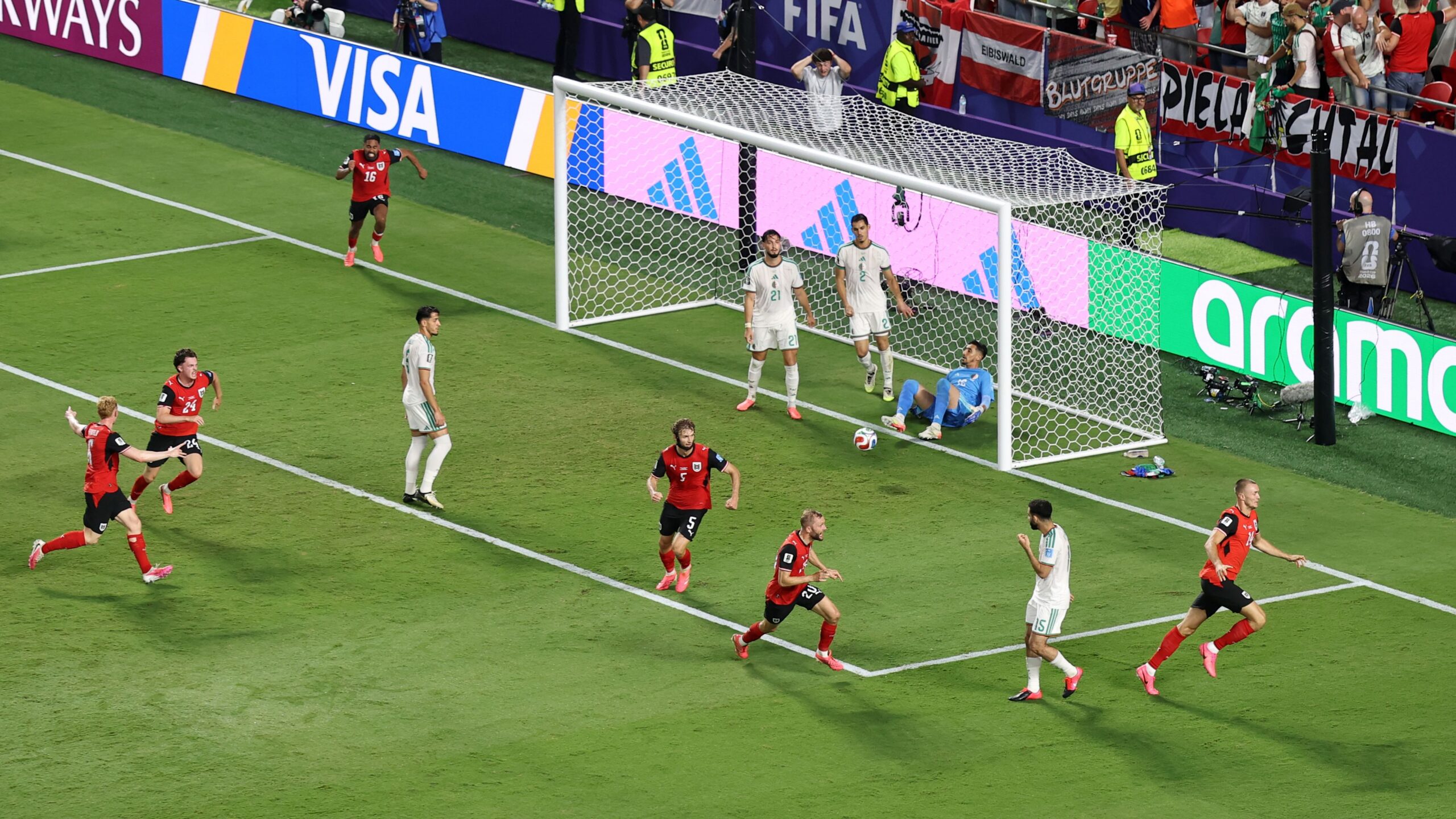 La FIFA clôt le dossier sur les soupçons de manipulation du match Algérie-Autriche