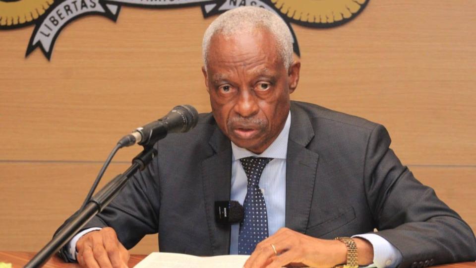 Libreville : eugène mba face au racket des agents au marché de mont-bouët