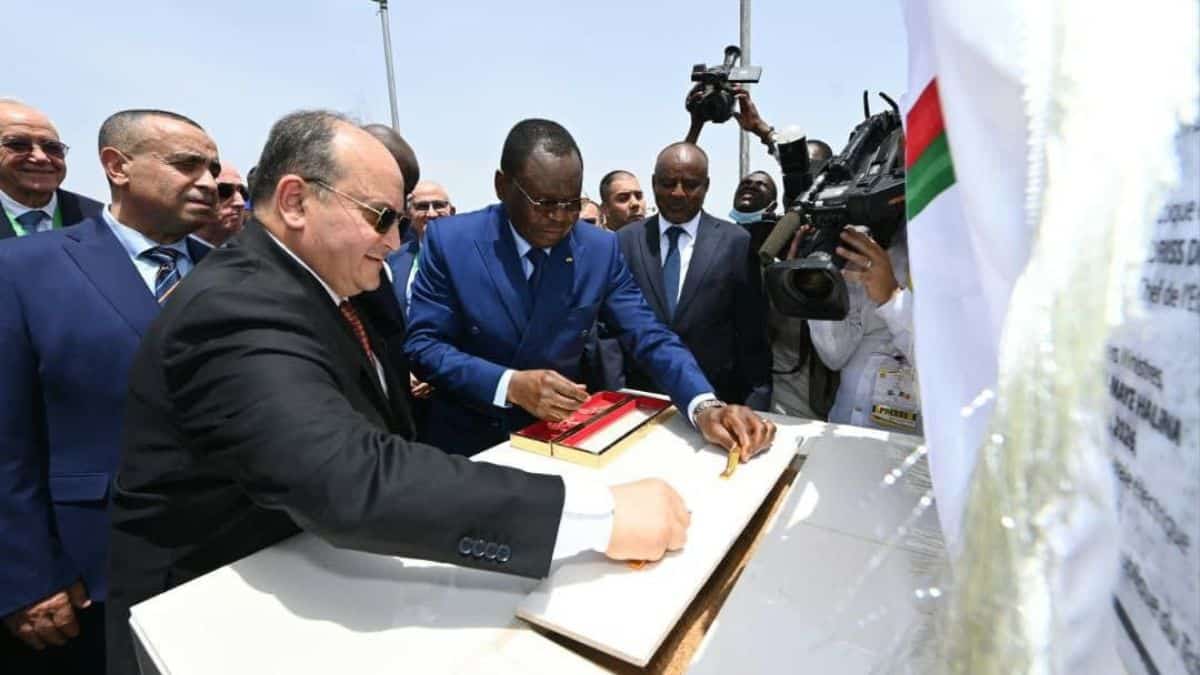 Algérie et Tchad renforcent leur partenariat avec une centrale électrique offerte