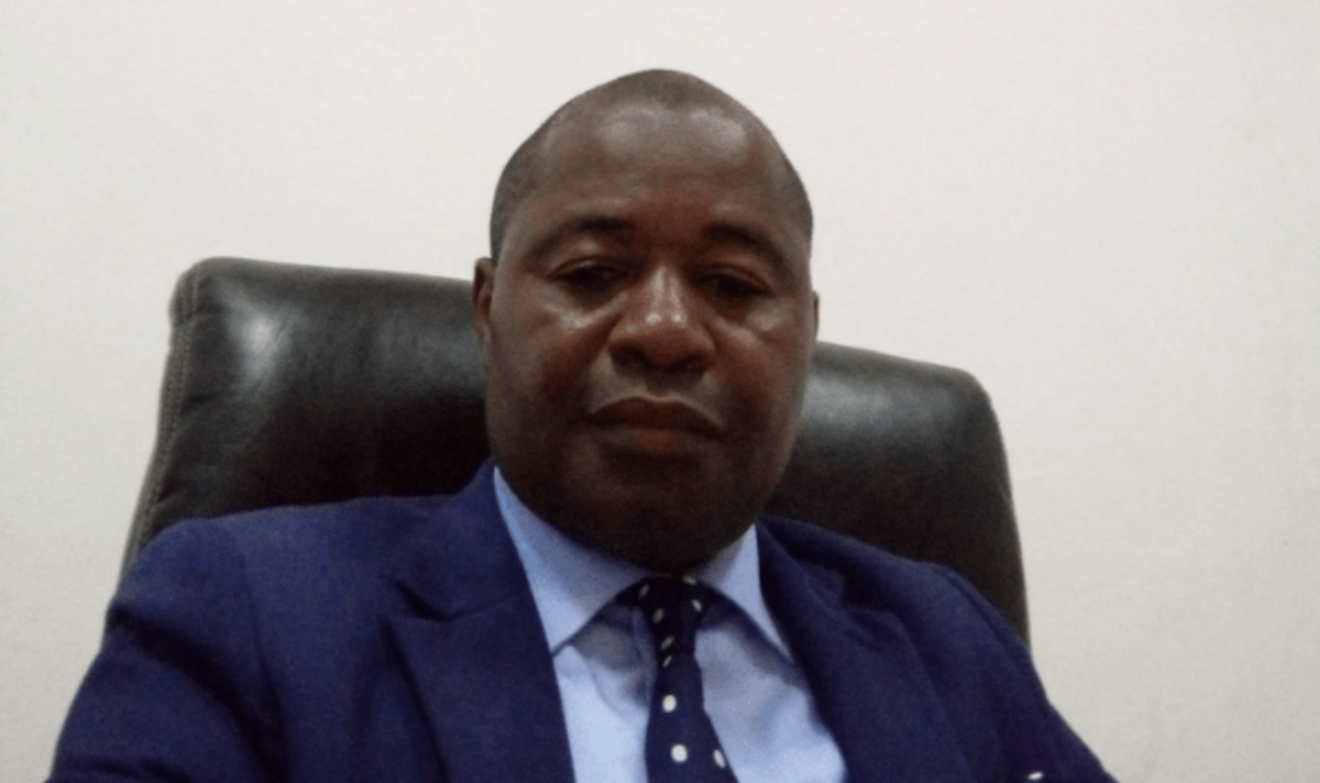 André Luther Meka fustige le niveau de langue de Mamadou Mota lors d&rsquo;un débat