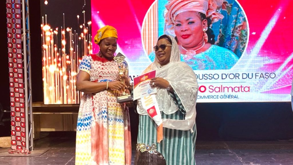 Salmata Sawadogo désignée femme de l&rsquo;année lors des Mousso d’Or 2026 au Burkina Faso
