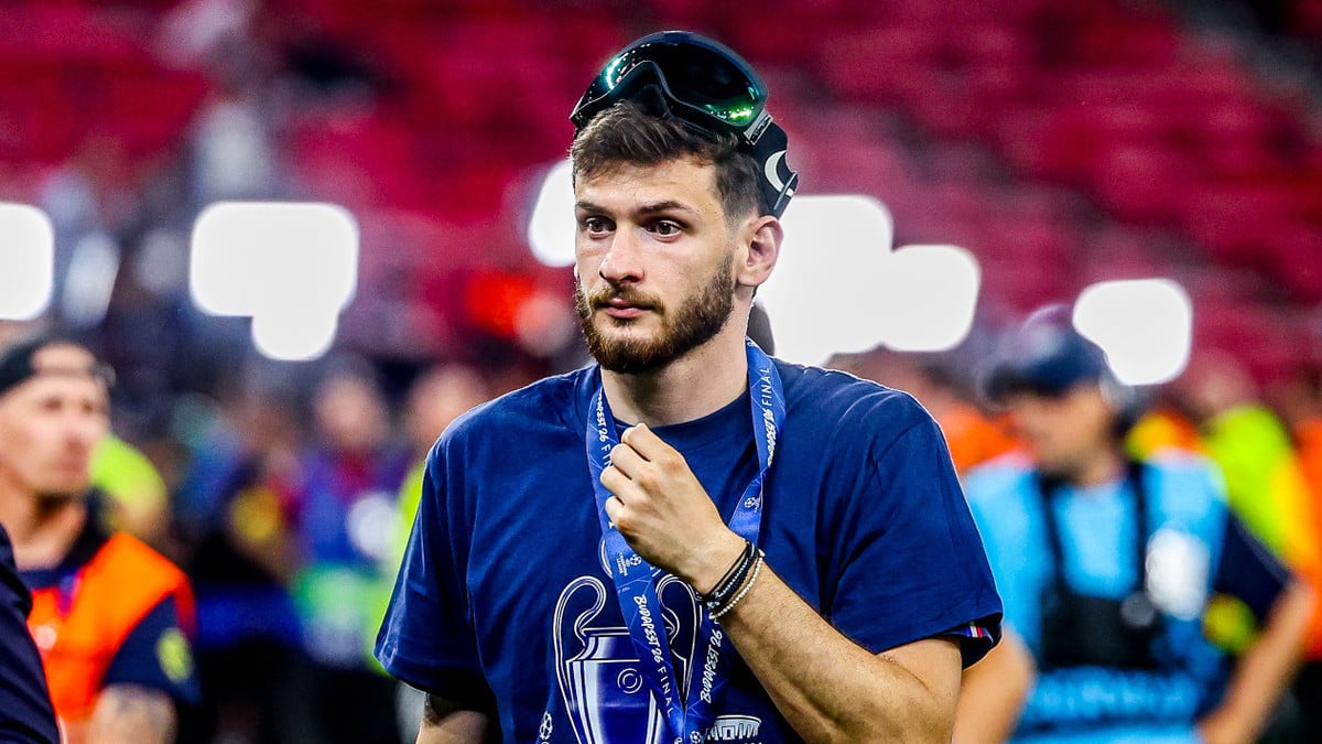 Khvicha kvaratskhelia, la pépite du psg qui a tout changé