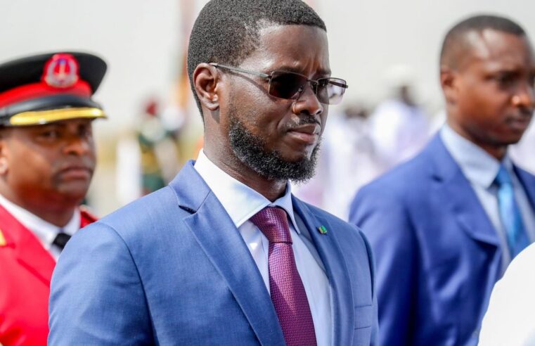 Bassirou Diomaye Faye face à son premier défi : gouverner sans la force du Pastef