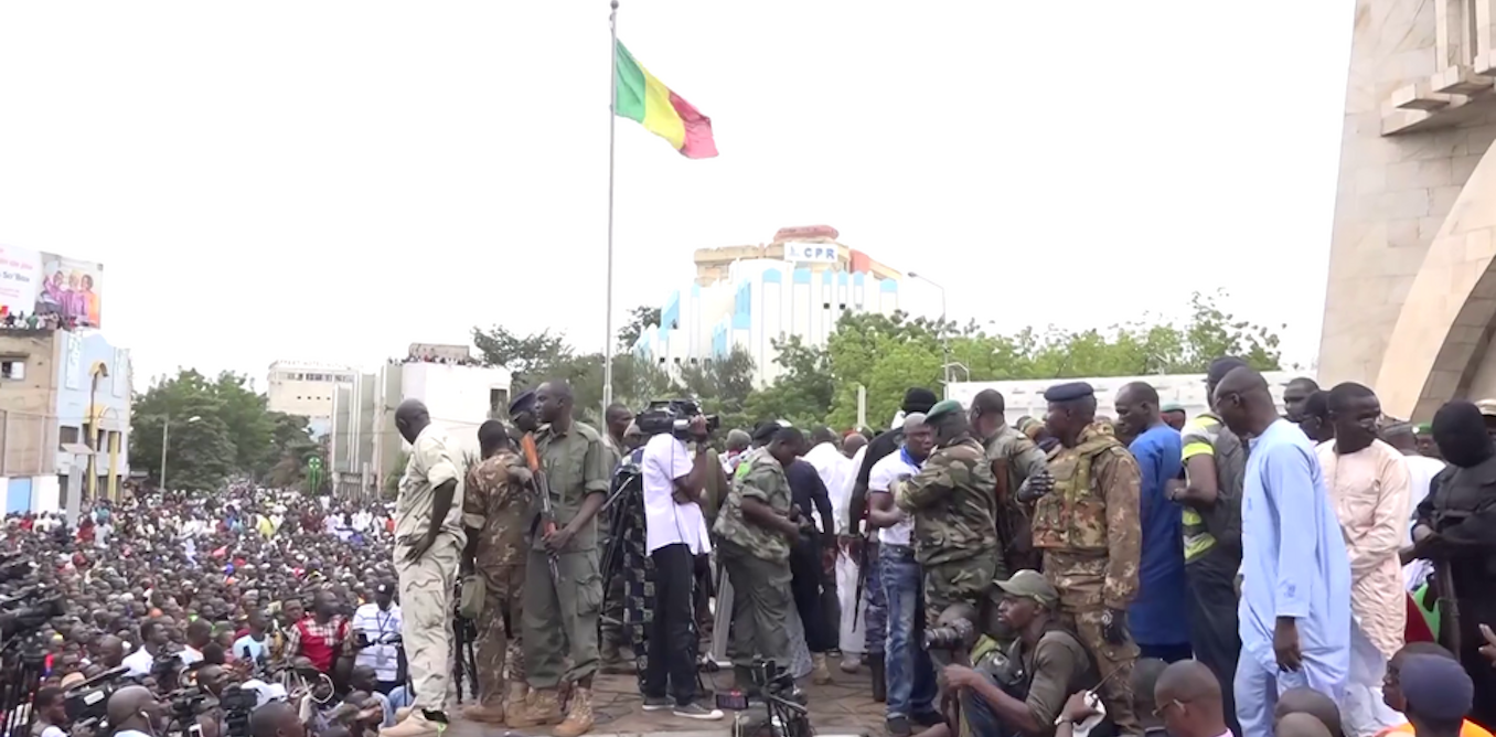 Burundi et Mali : l&rsquo;instrumentalisation de la menace pour pérenniser le pouvoir
