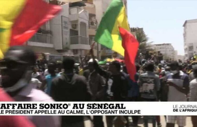 Crise politique au Sénégal : macky sall tente d&rsquo;apaiser les tensions