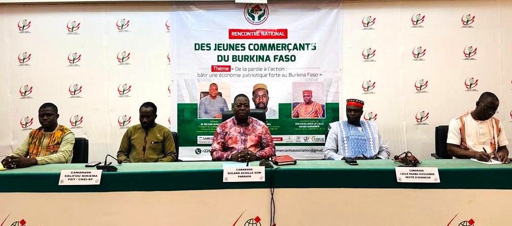 Participants à la rencontre des jeunes commerçants du Burkina Faso, réunis pour échanger sur l’économie locale