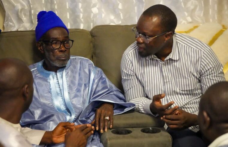 Hommage à serigne Abdou Bakhi Mbacké : les adieux d&rsquo;Ousmane Sonko au guide de Guinguinéo