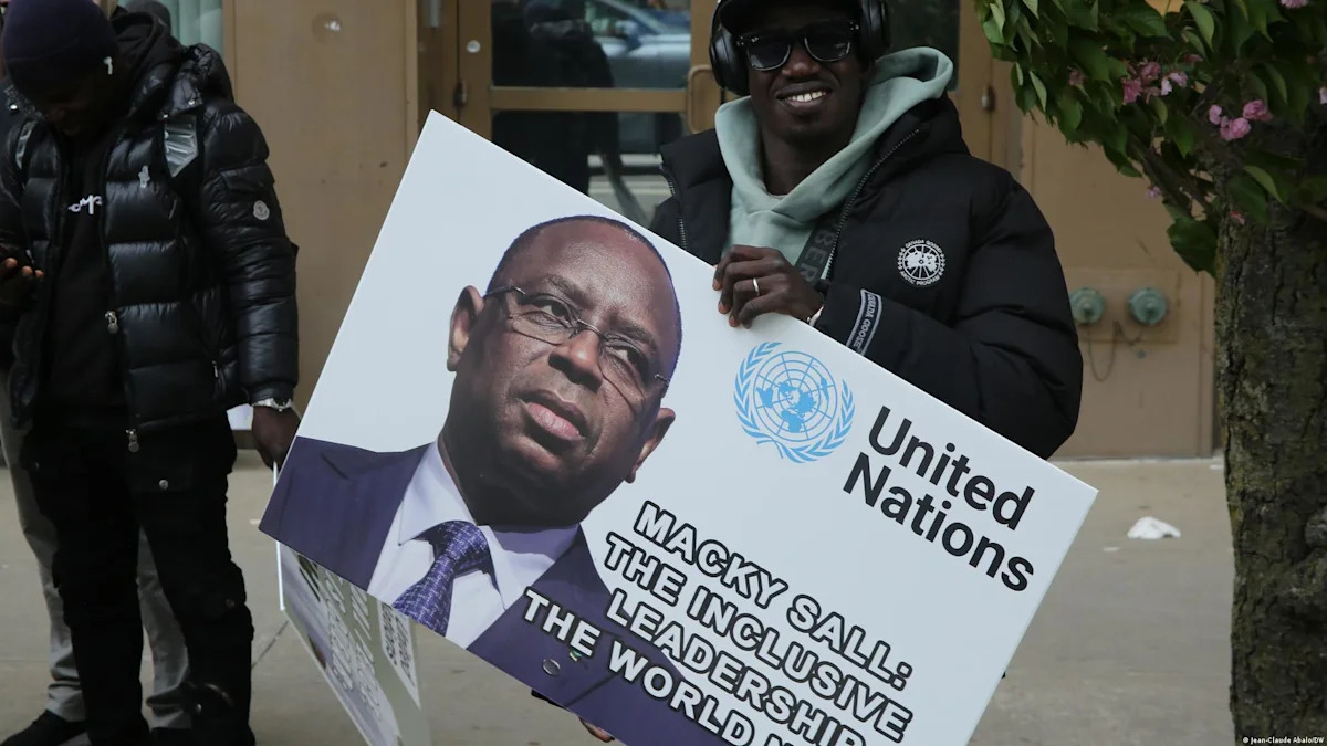 Rencontre controversée entre Bassirou Diomaye Faye et Macky Sall au Sénégal