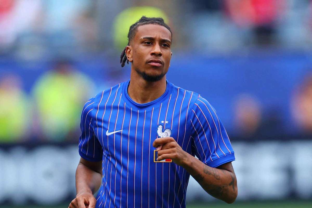 Michael Olise reste au Bayern Munich malgré l&rsquo;intérêt du Real Madrid