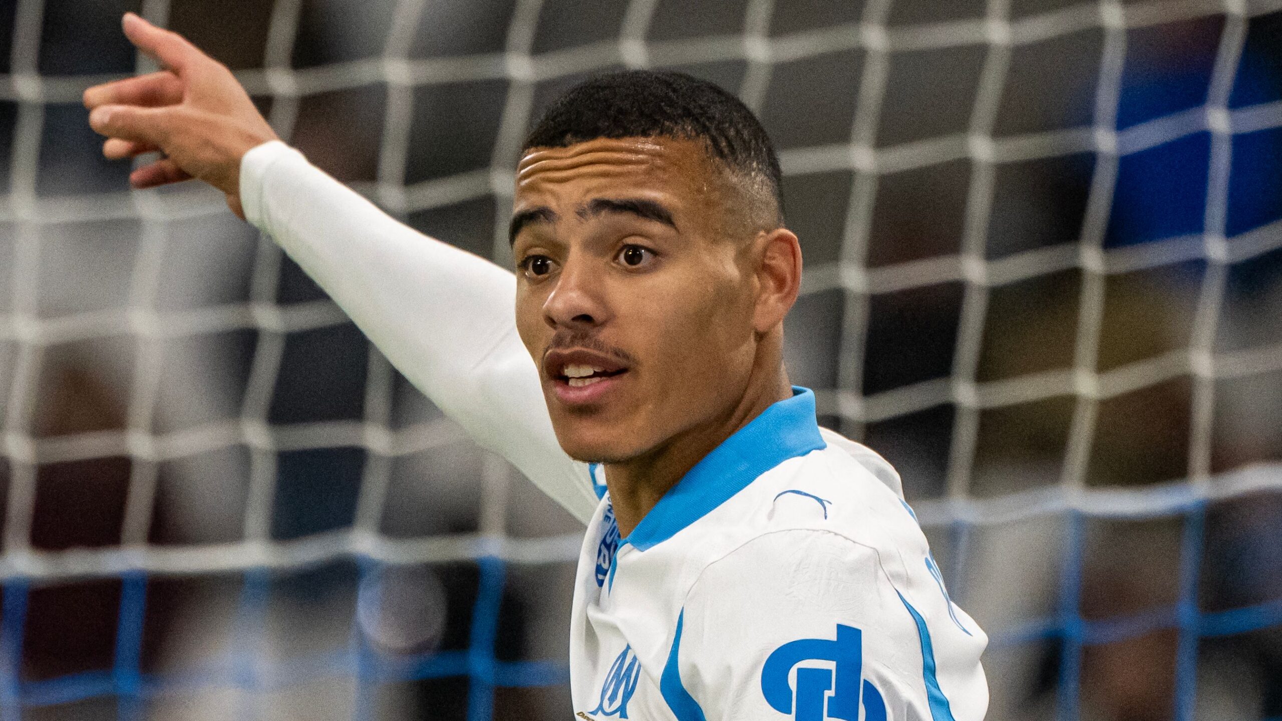 Fenerbahçe frappe fort en recrutant mason greenwood pour 42 millions d&rsquo;euros