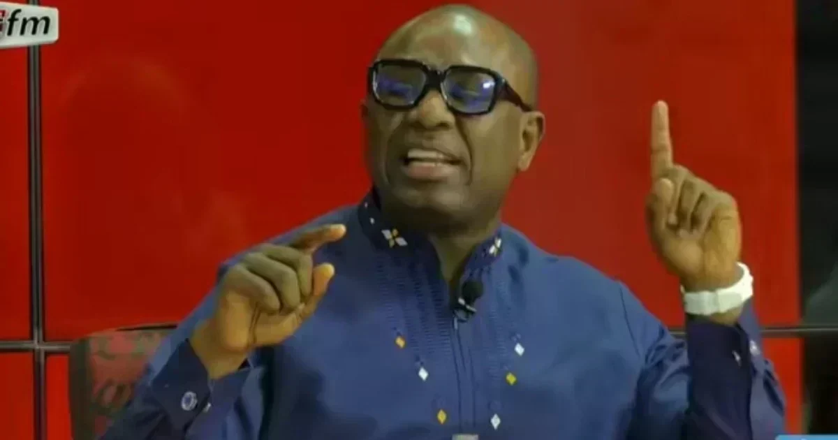 Badara Gadiaga critique vivement Ousmane Sonko après le retour de Macky Sall