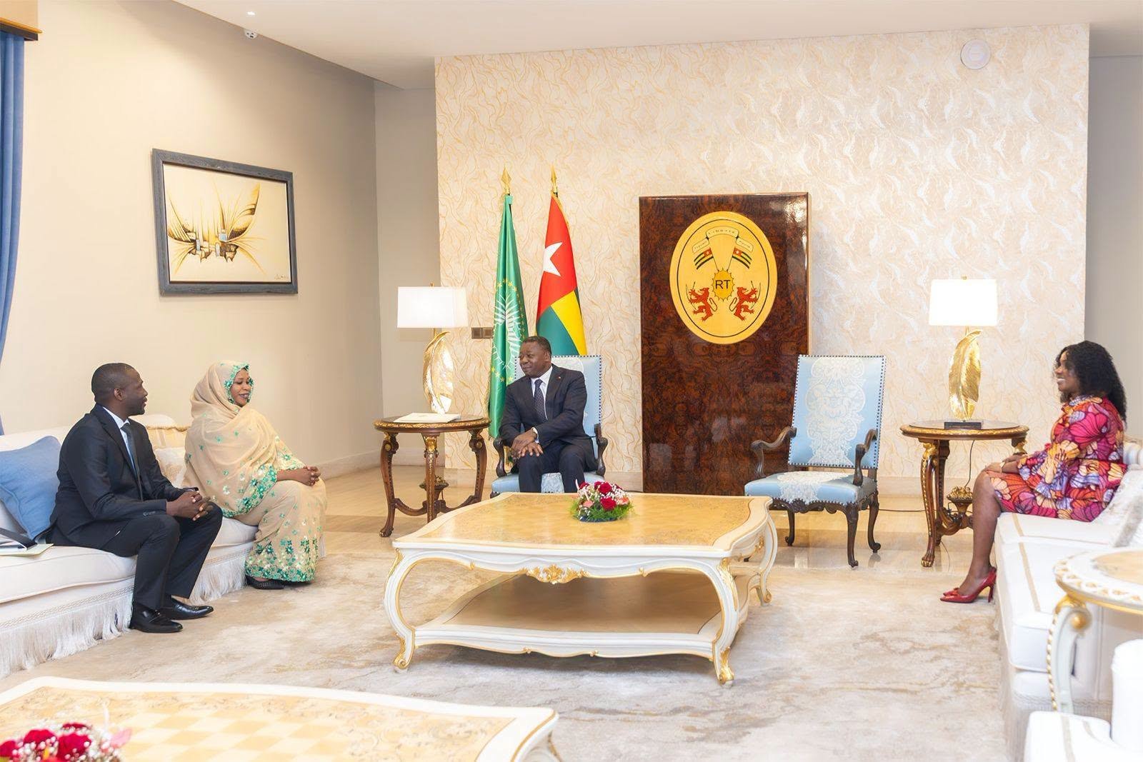 Togo : Faure Gnassingbé reçoit un émissaire du président tchadien pour renforcer la coopération bilatérale et l&rsquo;intégration africaine