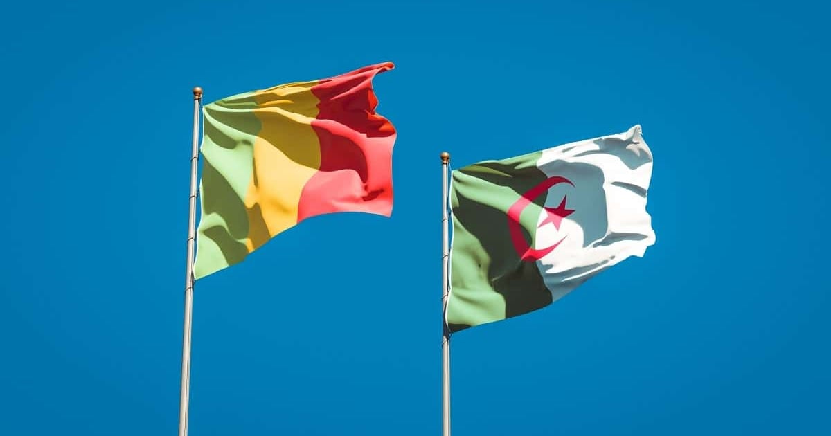Algérie et Mali rétablissent leurs liens diplomatiques et aériens