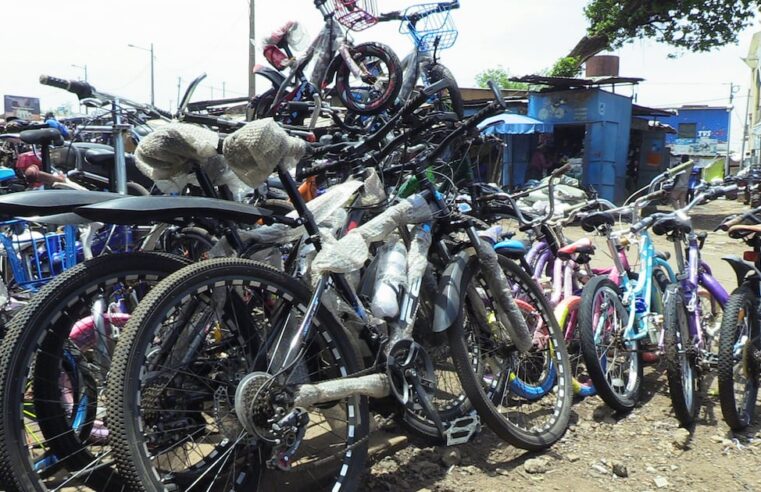 Marché de Médine à Bamako : l&rsquo;artisanat et le commerce local en pleine effervescence