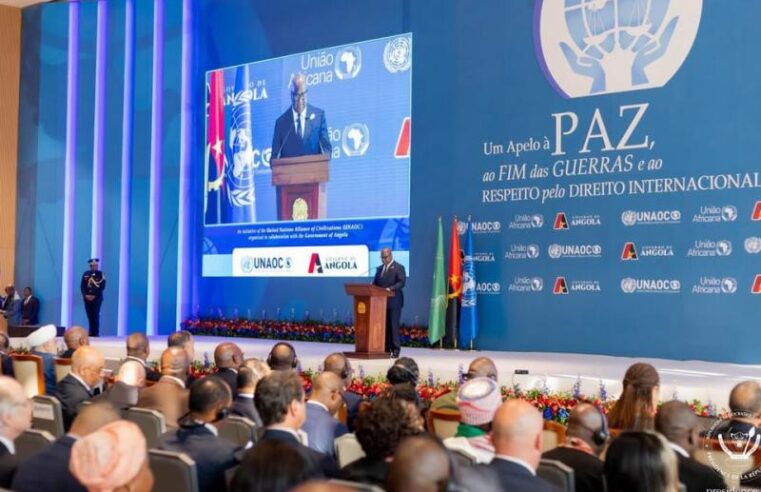 Félix Tshisekedi lance un appel solennel pour une paix effective en RDC à Luanda